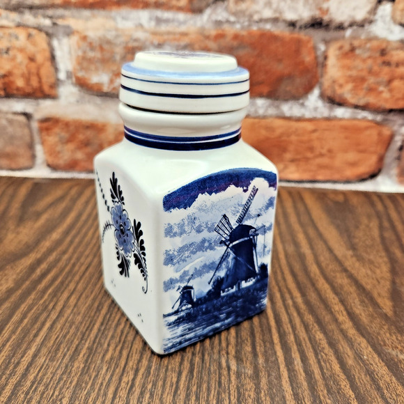 Delft Blauw Handpainted Spice Jar 5" Dutch Windmill Scene – Made in Holland - Picture 2 of 10